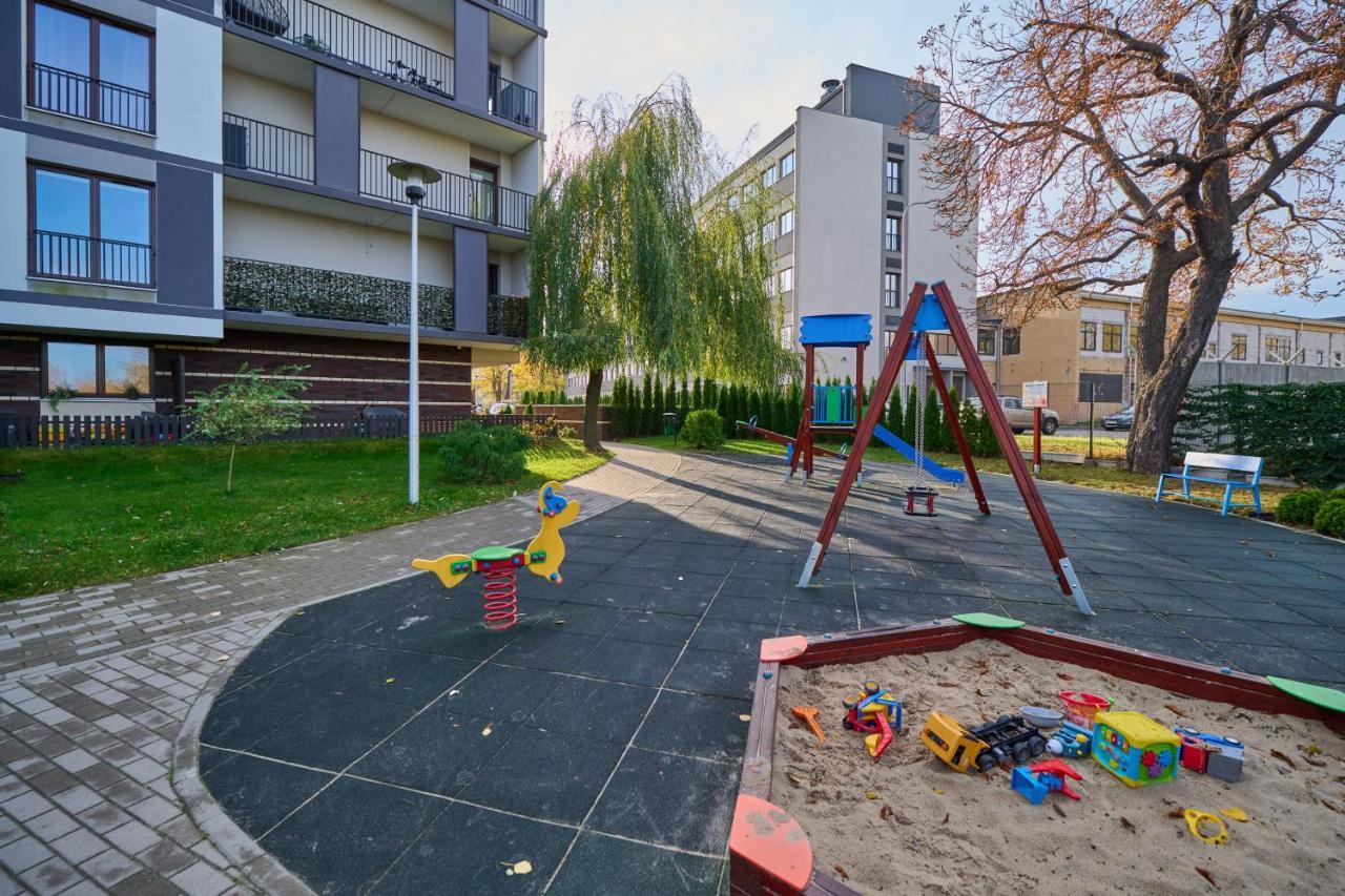 Apartment Wroclaw Krakowska With Balcony And Free Garage By Noclegi Renters Buitenkant foto