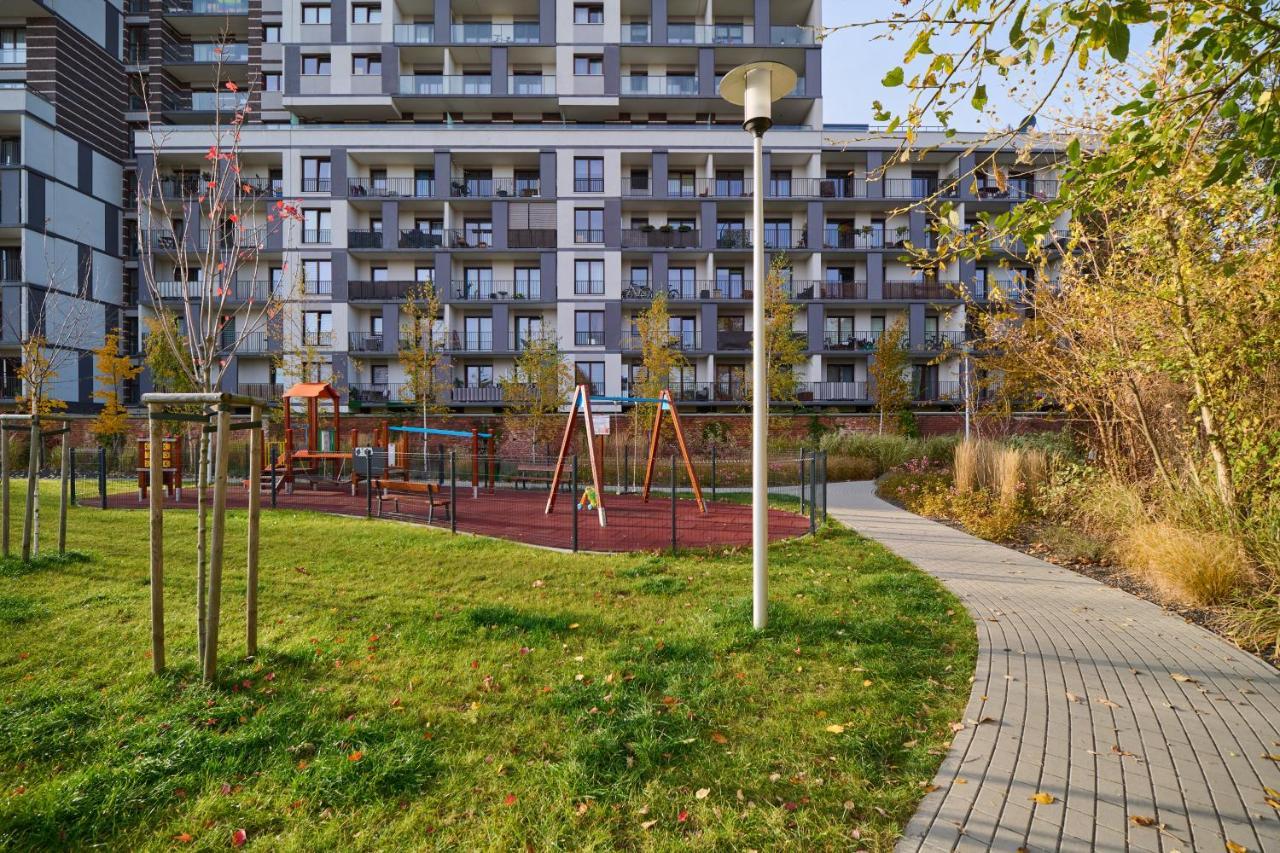 Apartment Wroclaw Krakowska With Balcony And Free Garage By Noclegi Renters Buitenkant foto